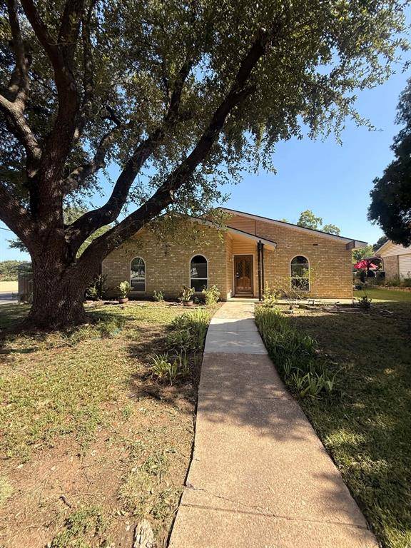 900 Overdowns Drive, Plano, TX 75023