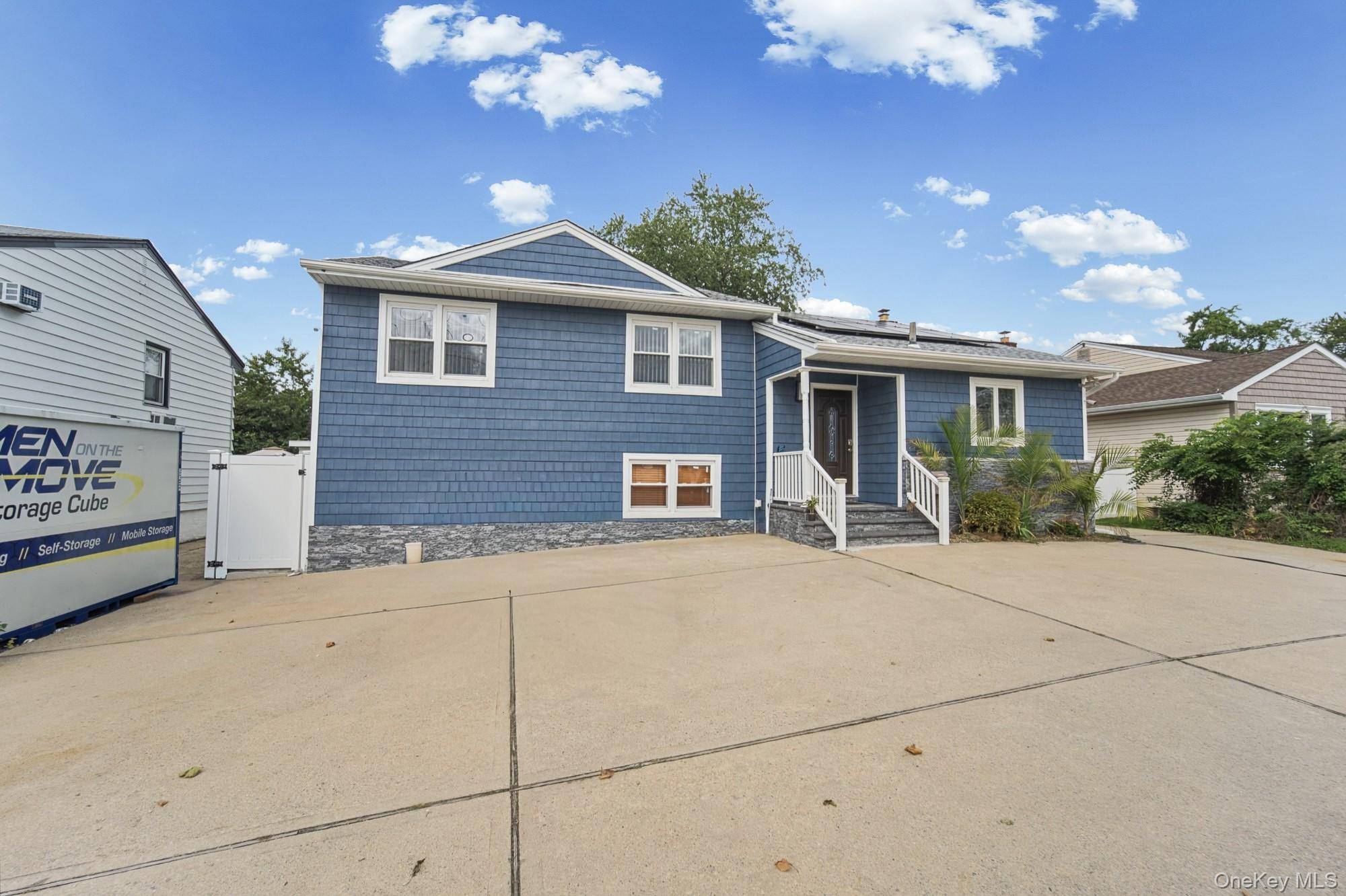 1575 Prospect AVE, East Meadow, NY 11554