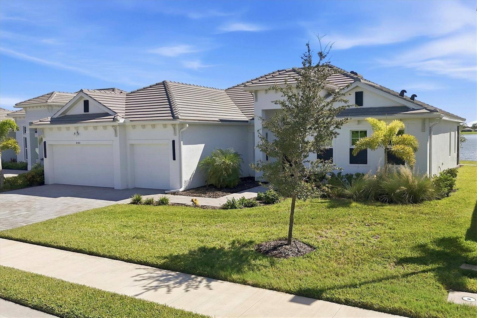 8580 SHORE LAKE DR, Englewood, FL 34224