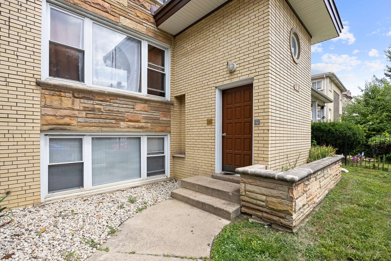 5220 W Washington BLVD, Chicago, IL 60644