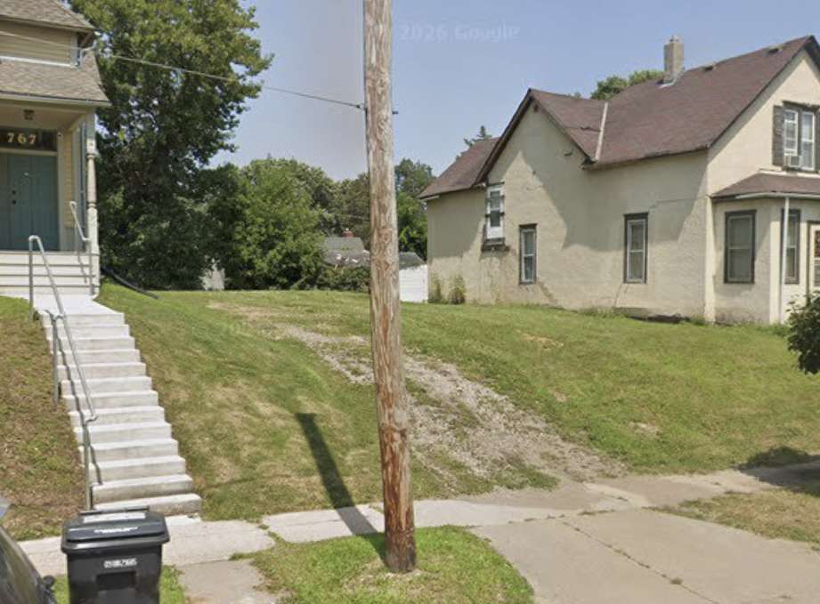 771 4th ST E, Saint Paul, MN 55106