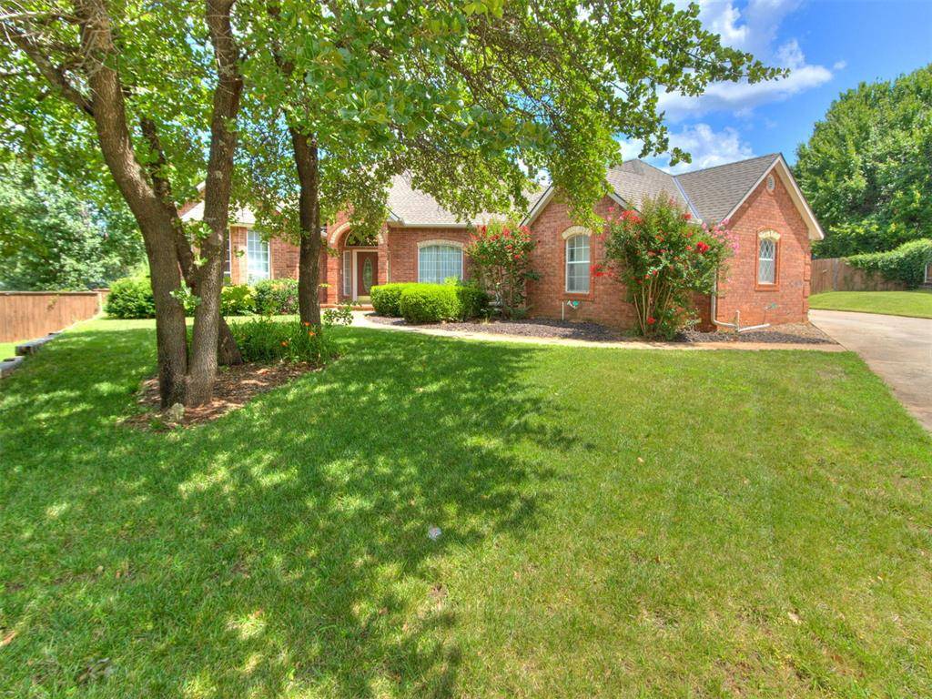 712 Fox Bend TRL, Edmond, OK 73034