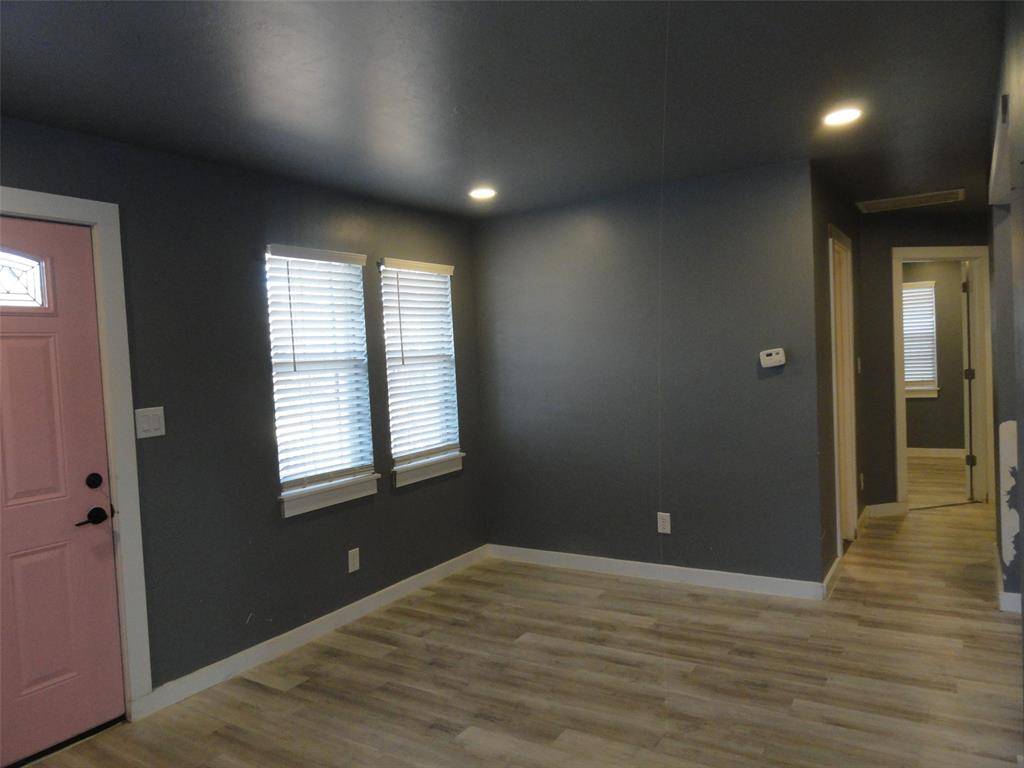 1512 SE 65th ST, Valley Brook, OK 73149
