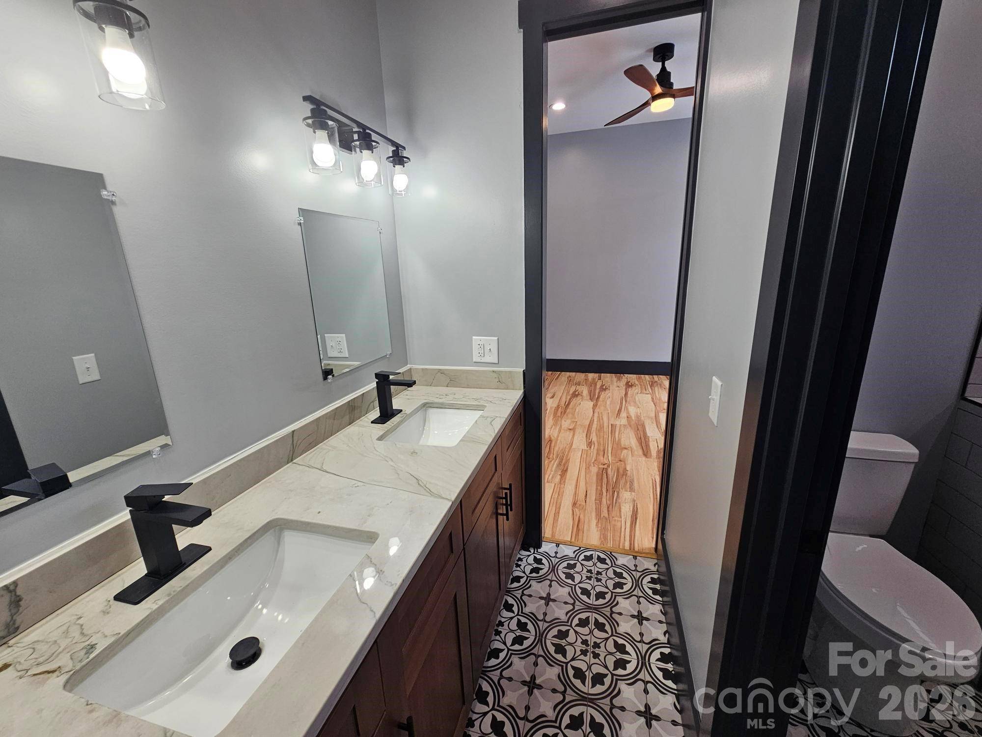 1076 Table View DR #55, Morganton, NC 28655