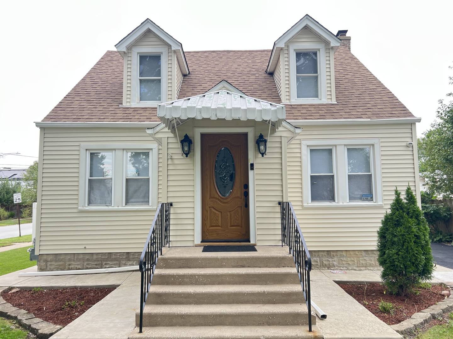 6848 W 96th ST, Oak Lawn, IL 60453