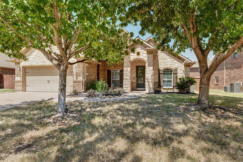 4503 Karen Drive, Mansfield, TX 76063
