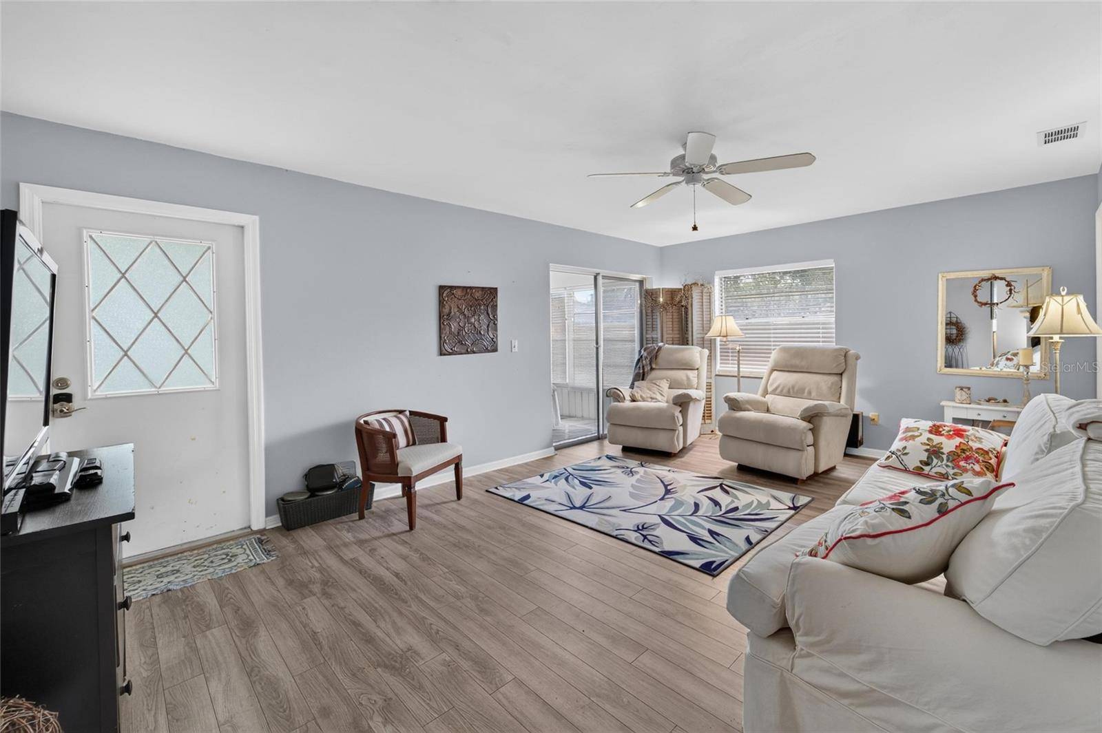 1607 HOVINGTON CIR #229, Sun City Center, FL 33573