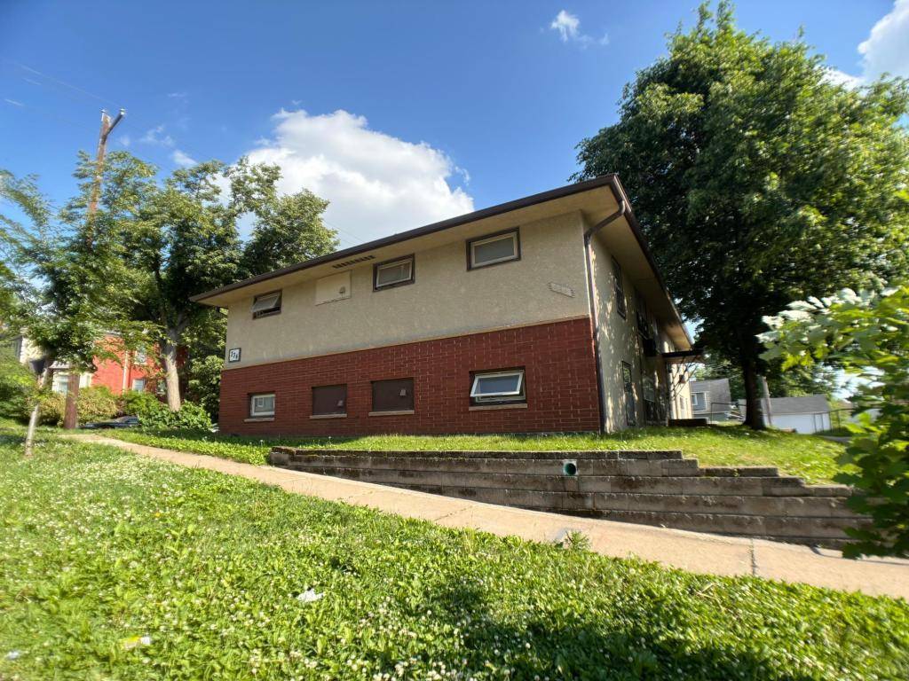 330 Magnolia AVE E, Saint Paul, MN 55130