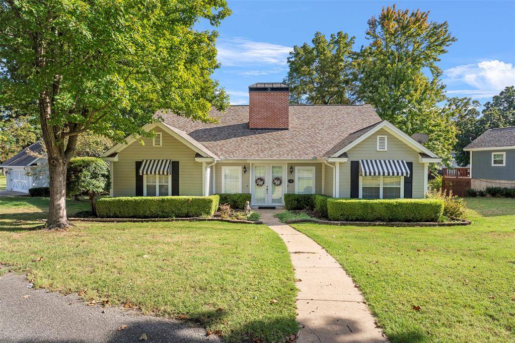 56201 E 285 RD #12, Monkey Island, OK 74331