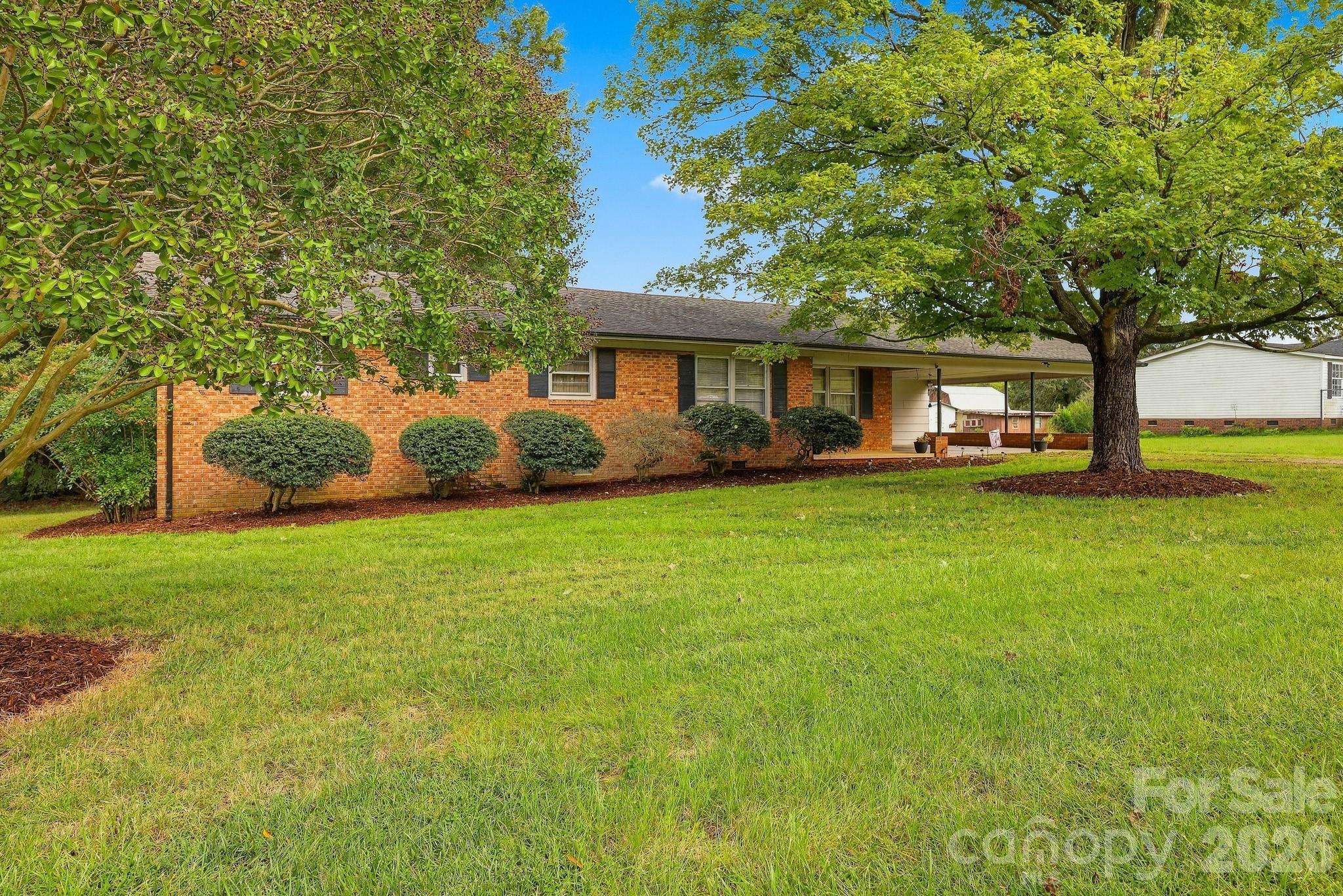 164 Davidson CT, Taylorsville, NC 28681