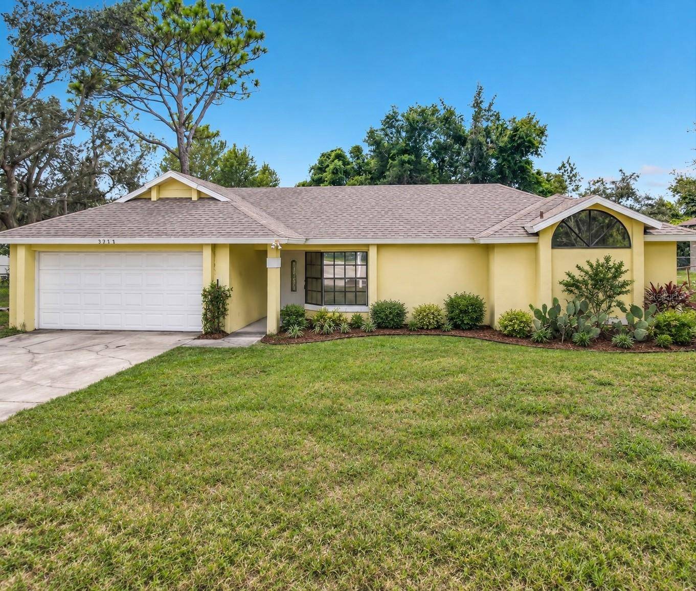 3208 LAKE HELEN OSTEEN RD, Deltona, FL 32738