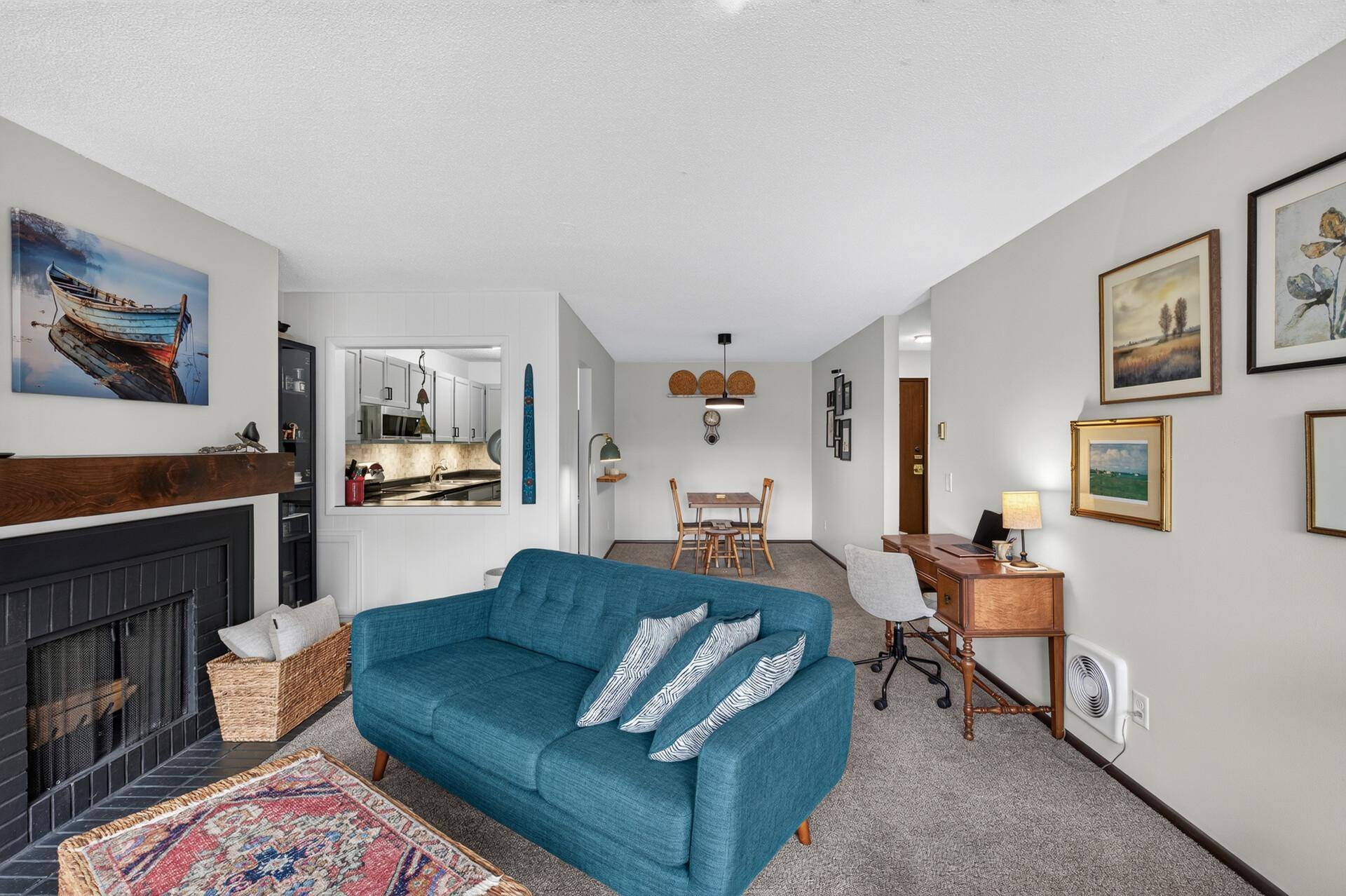 10311 Cedar Lake RD #313, Minnetonka, MN 55305