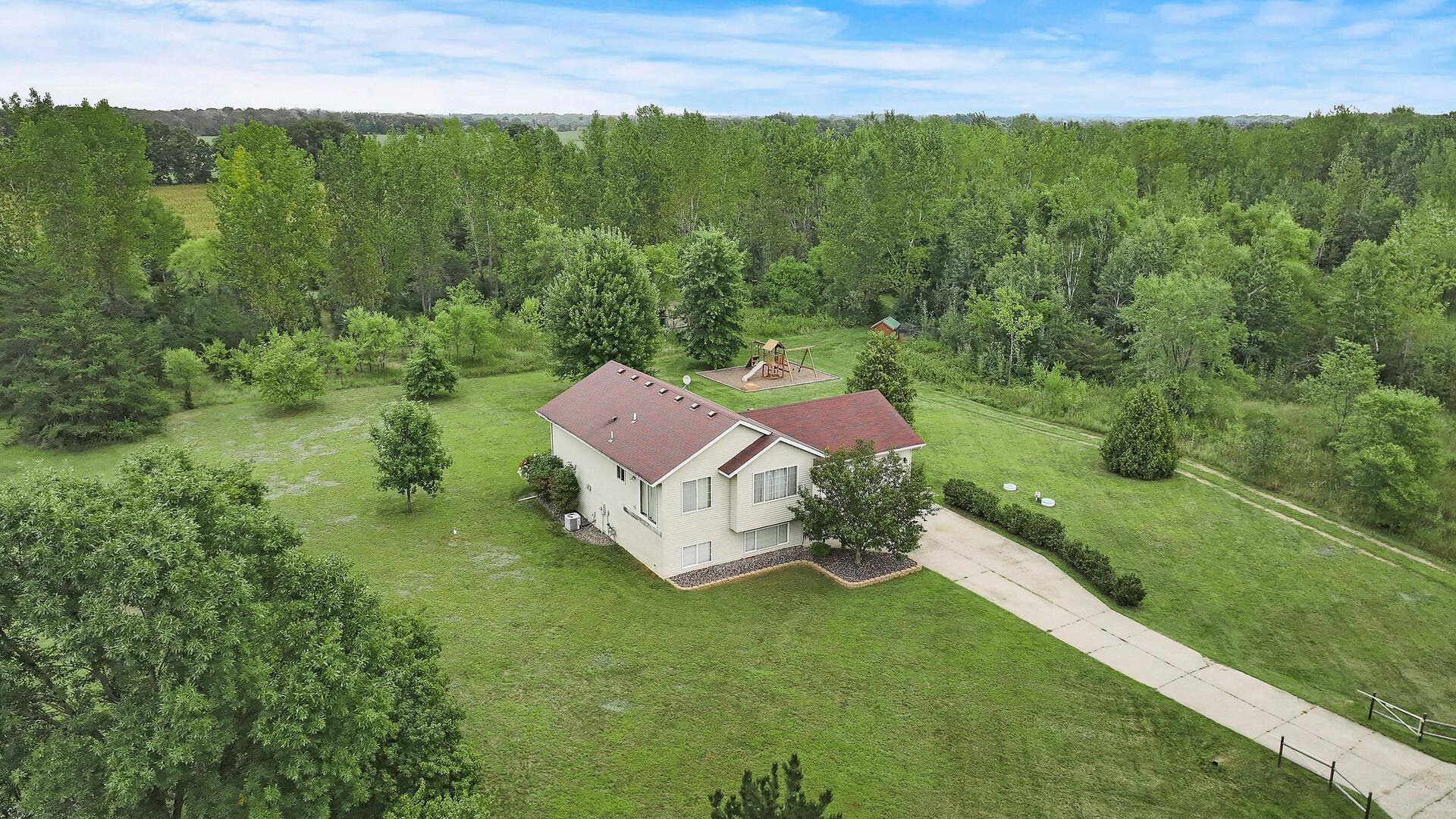 14318 316th AVE, Princeton, MN 55371