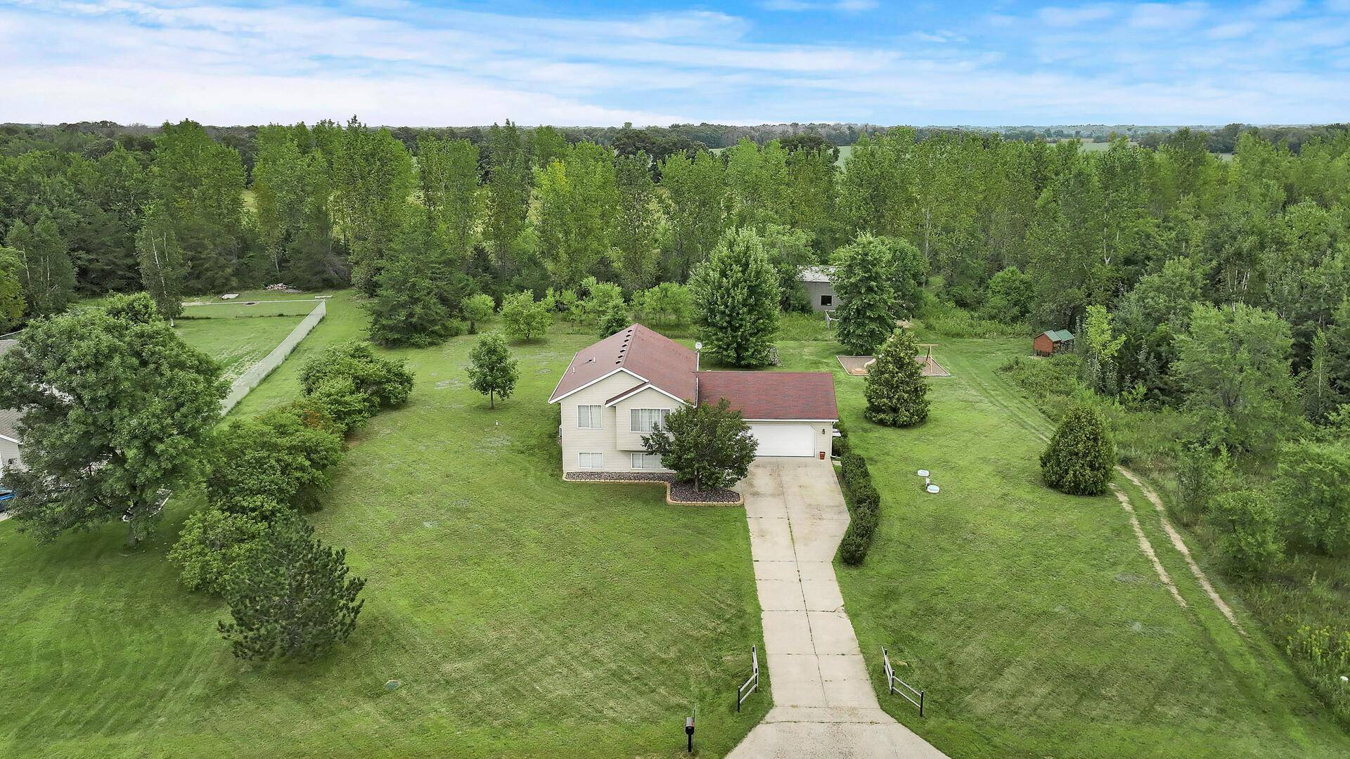 14318 316th AVE, Princeton, MN 55371