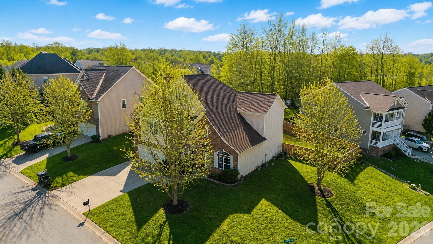 831 Irish Green DR, Clover, SC 29710