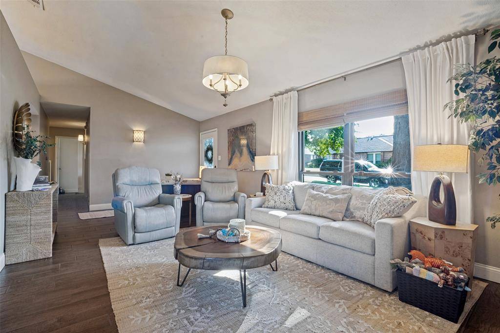 4320 Hillshire Court, Flower Mound, TX 75028