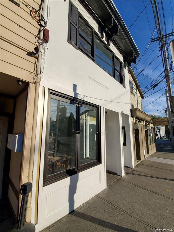 16 Main ST, Warwick, NY 10990