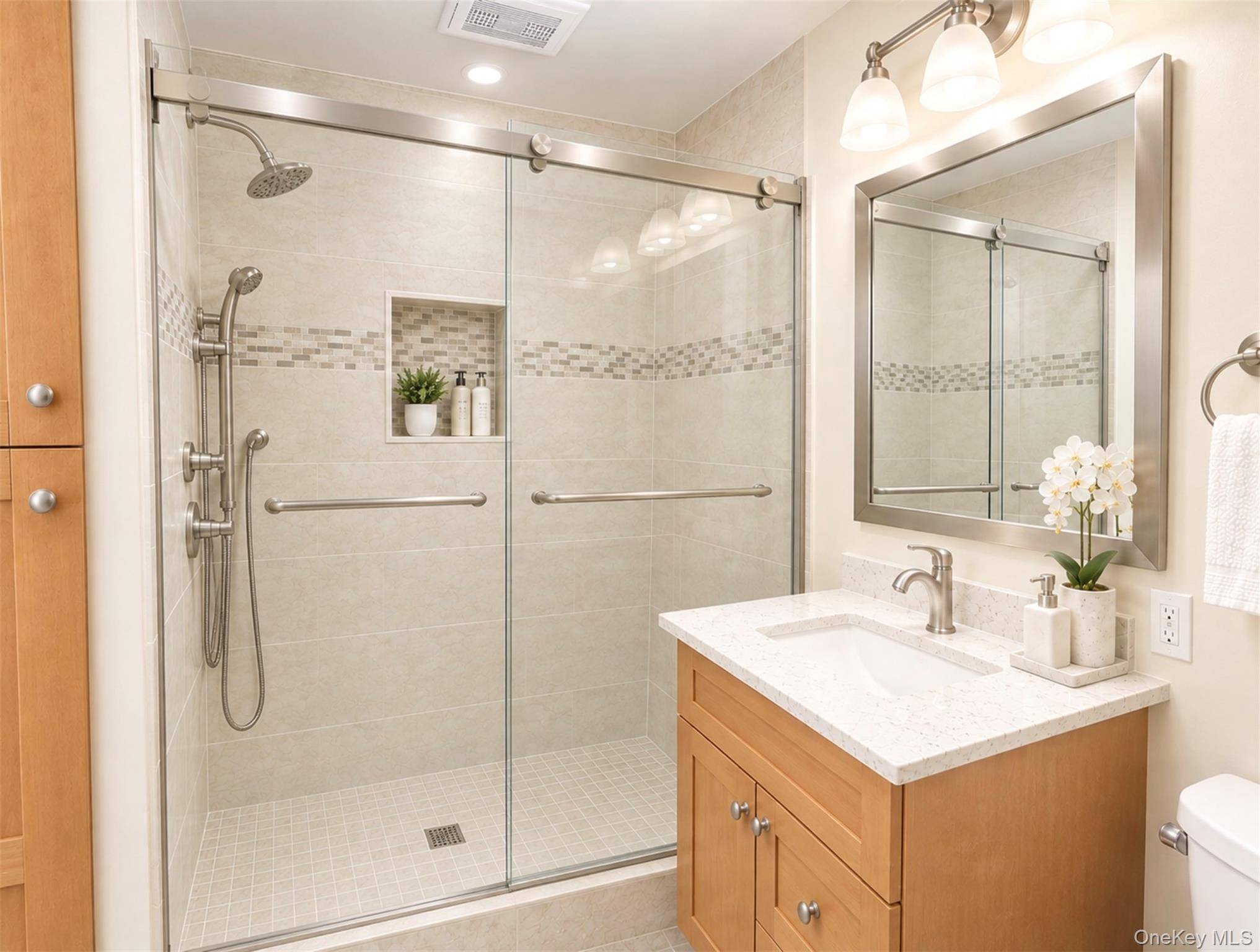 27110 Grand Central Pkwy #30C, Floral Park, NY 11005