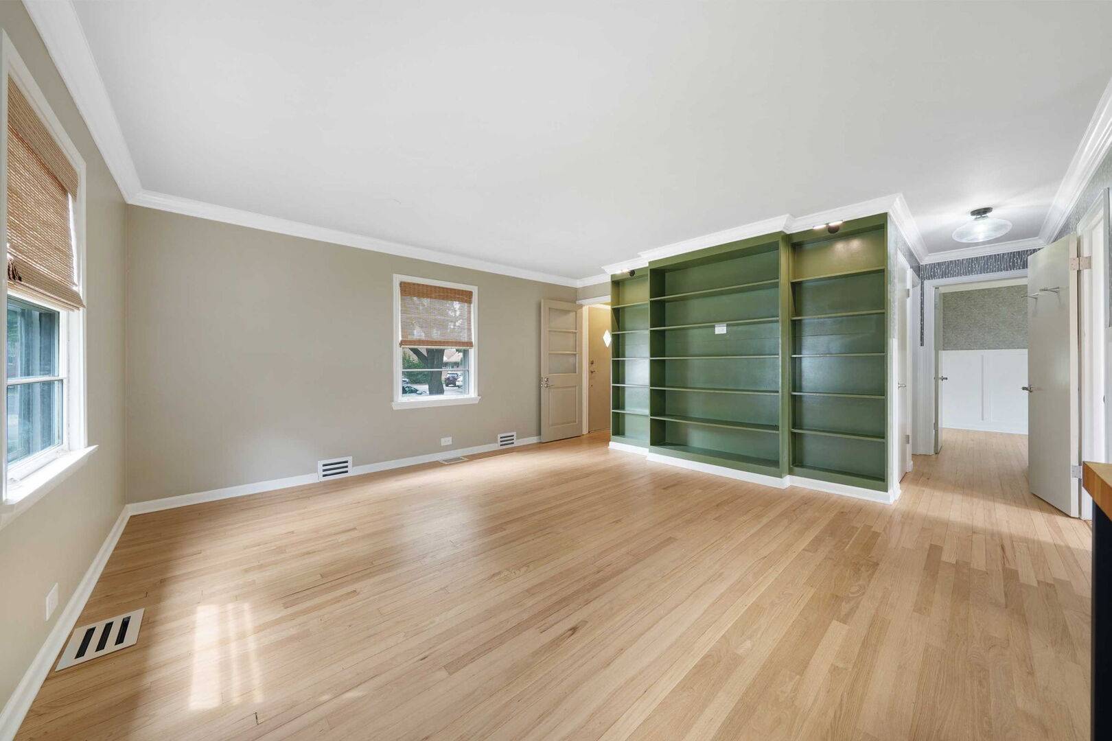 507 W Wesley ST #1, Wheaton, IL 60187