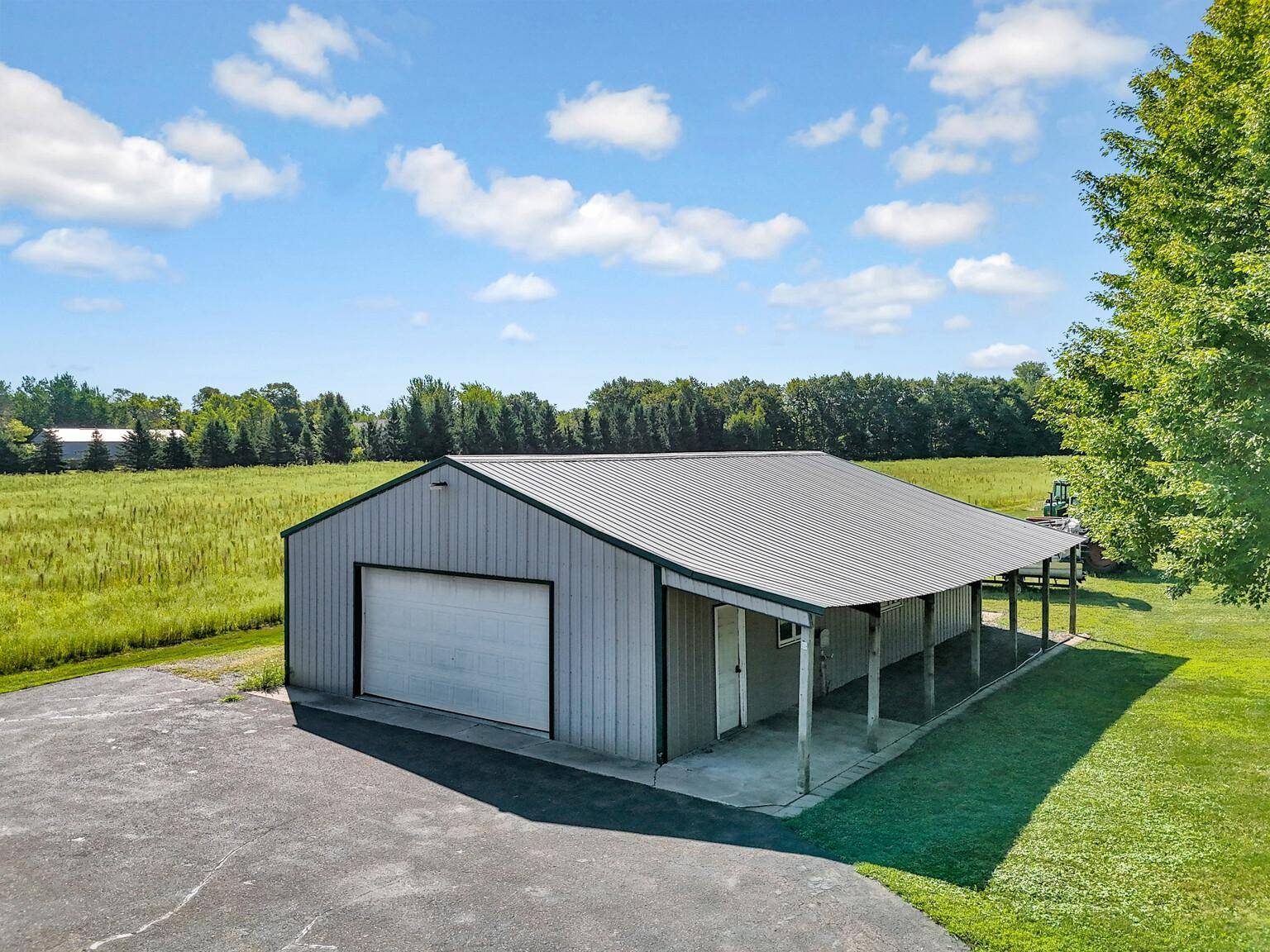 11187 Lindo TRL, Lindstrom, MN 55045