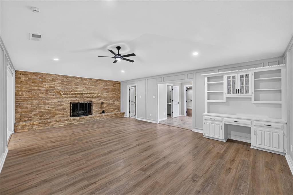 215 Roma Drive, Duncanville, TX 75116
