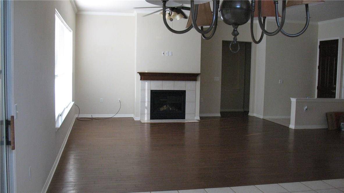 100 Morning Glory CIR, Georgetown, TX 78633