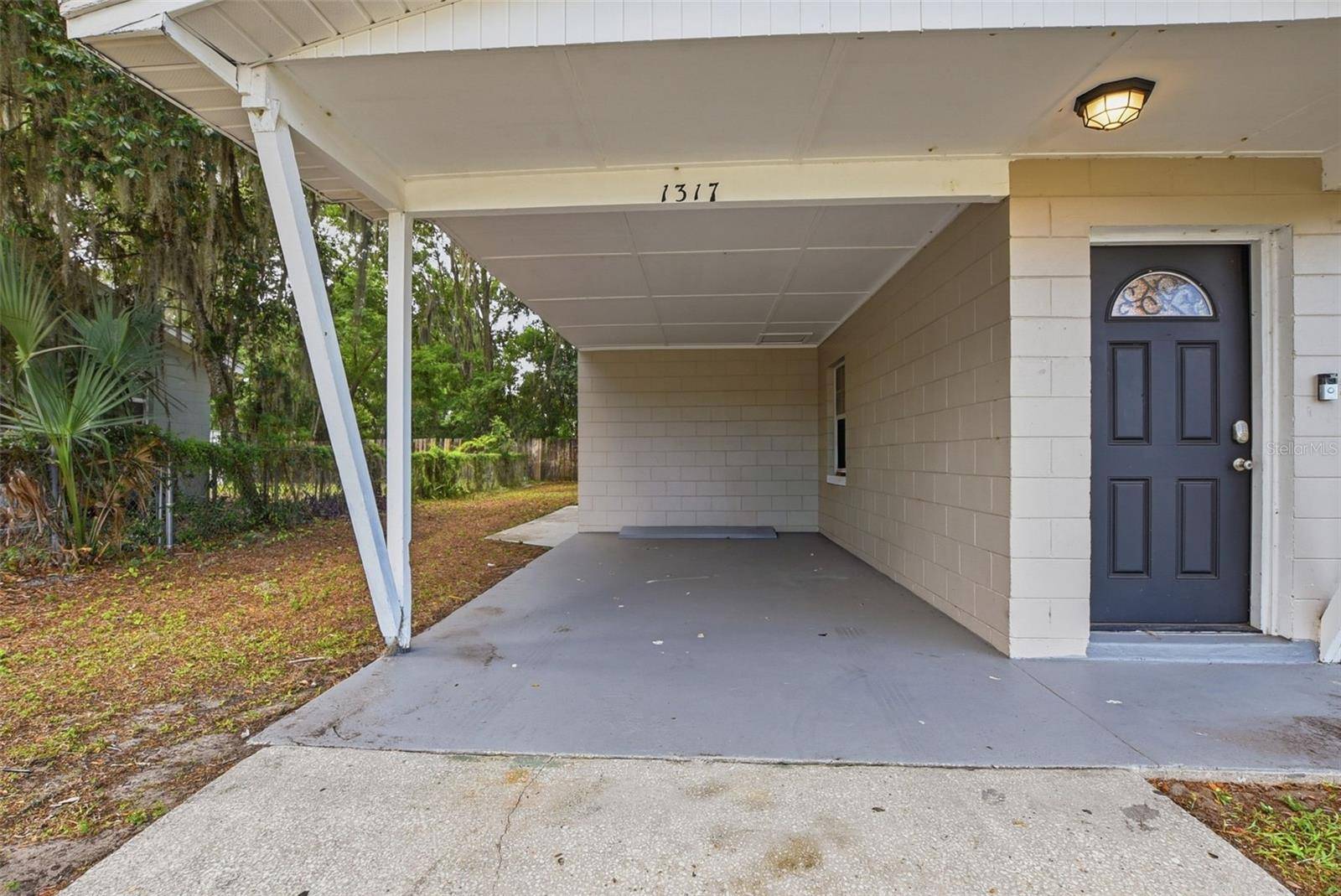 1317 BRAEBURY DR, Leesburg, FL 34748