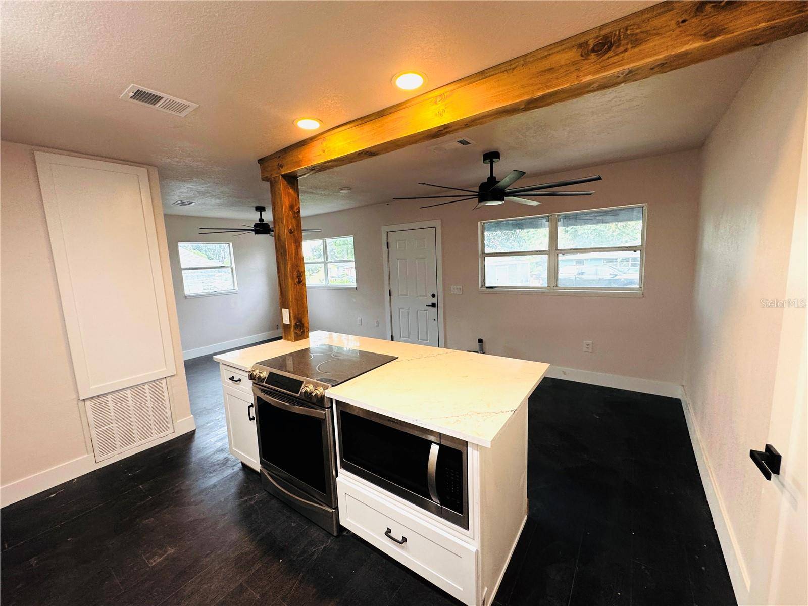 1222 AVENUE M, Haines City, FL 33844