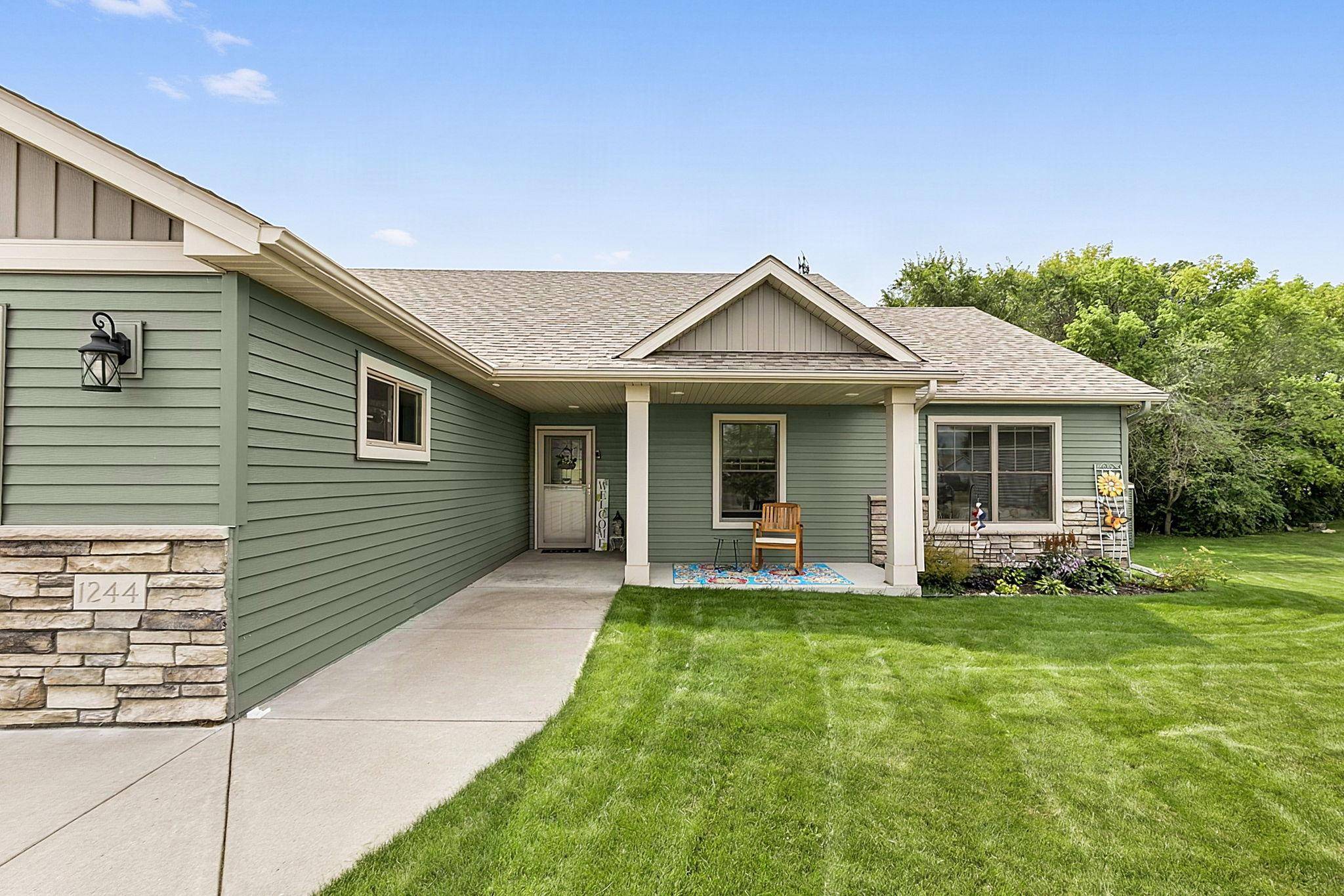 1244 Washington CT, Sartell, MN 56377