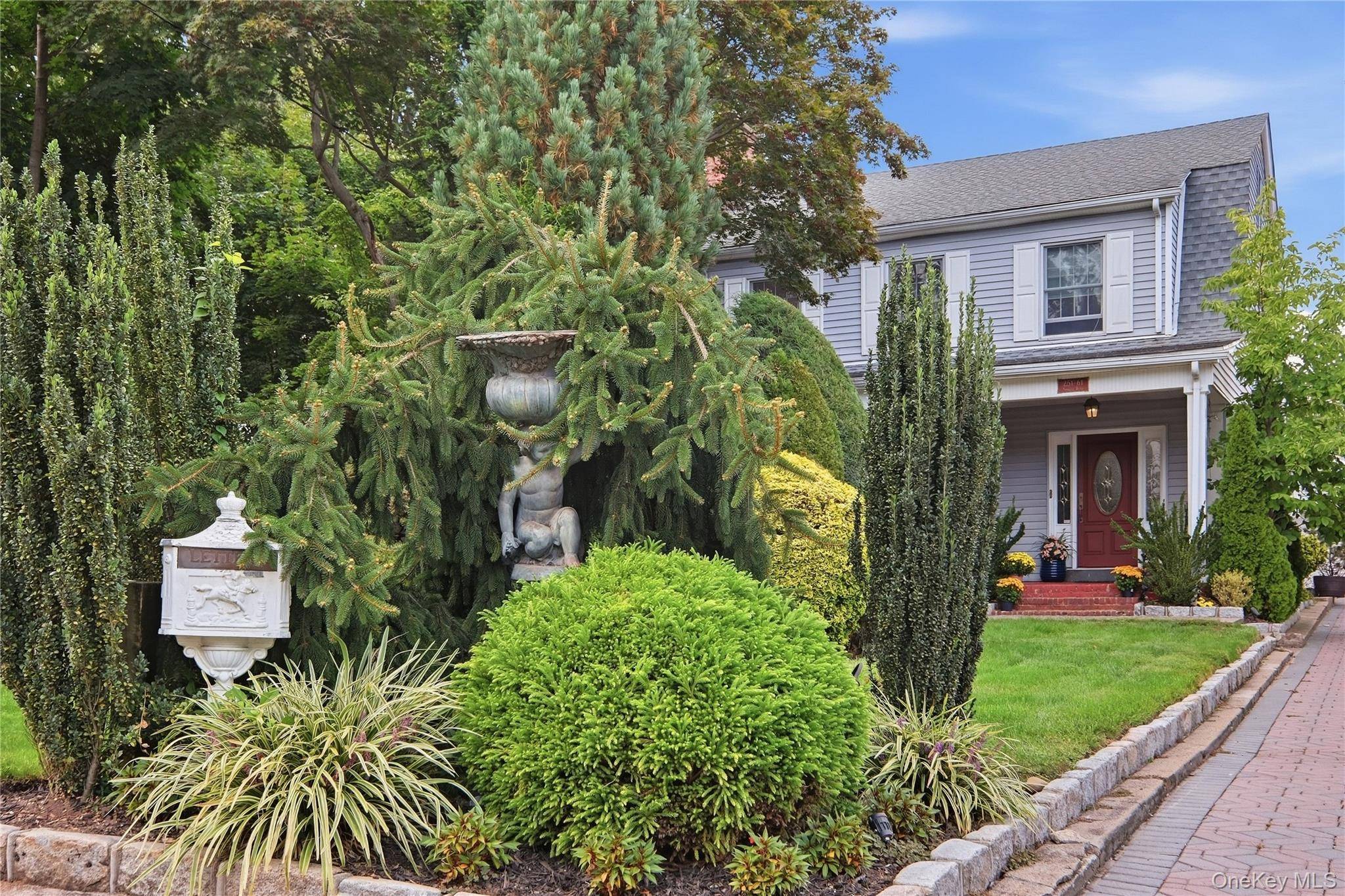 25161 Gaskell RD, Little Neck, NY 11362