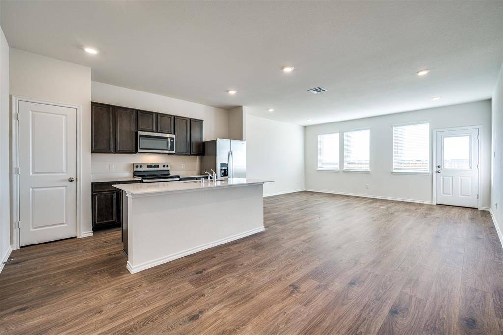 7024 Vining Drive, Princeton, TX 75407