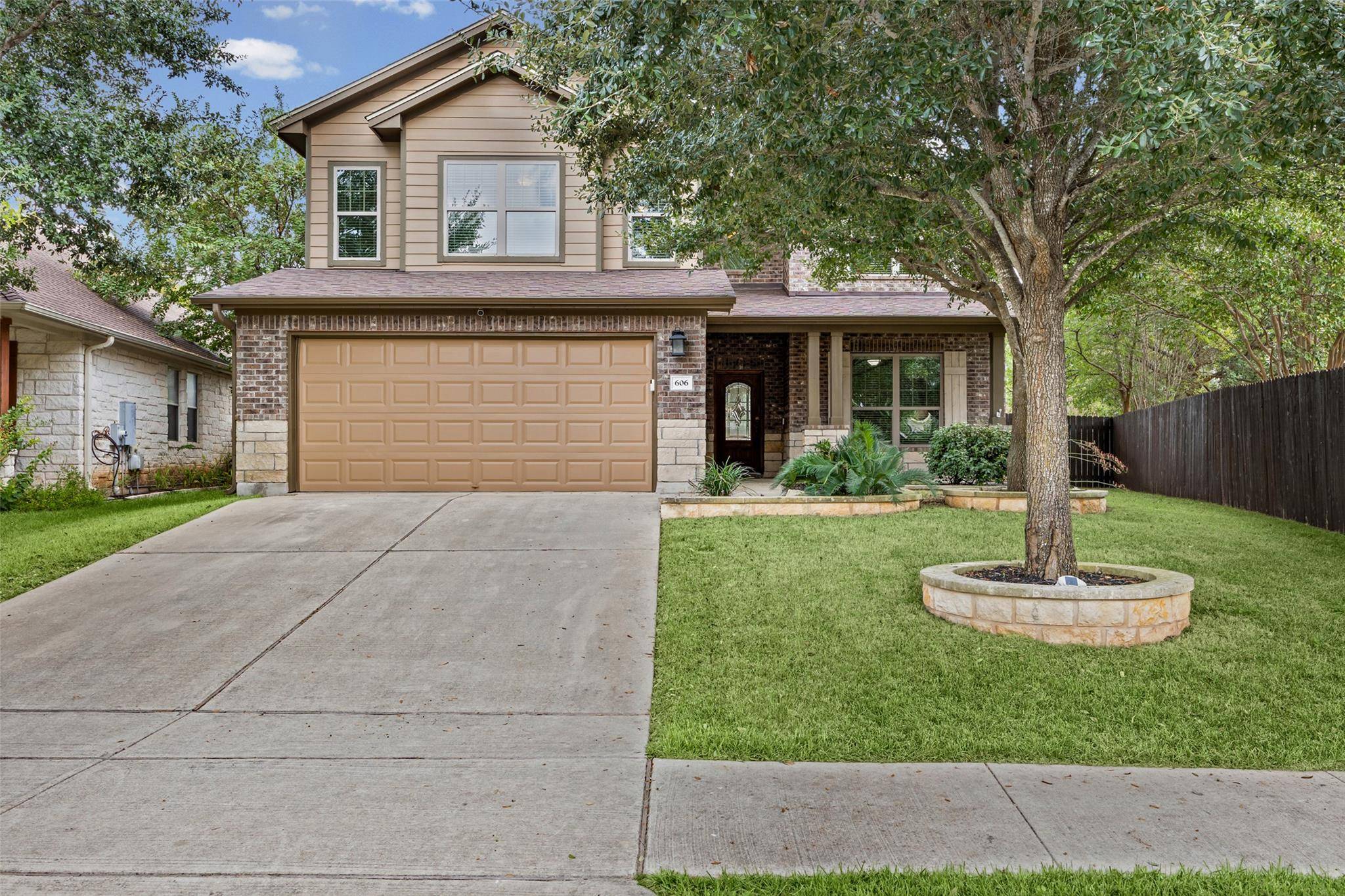 606 Irvin DR, San Marcos, TX 78666