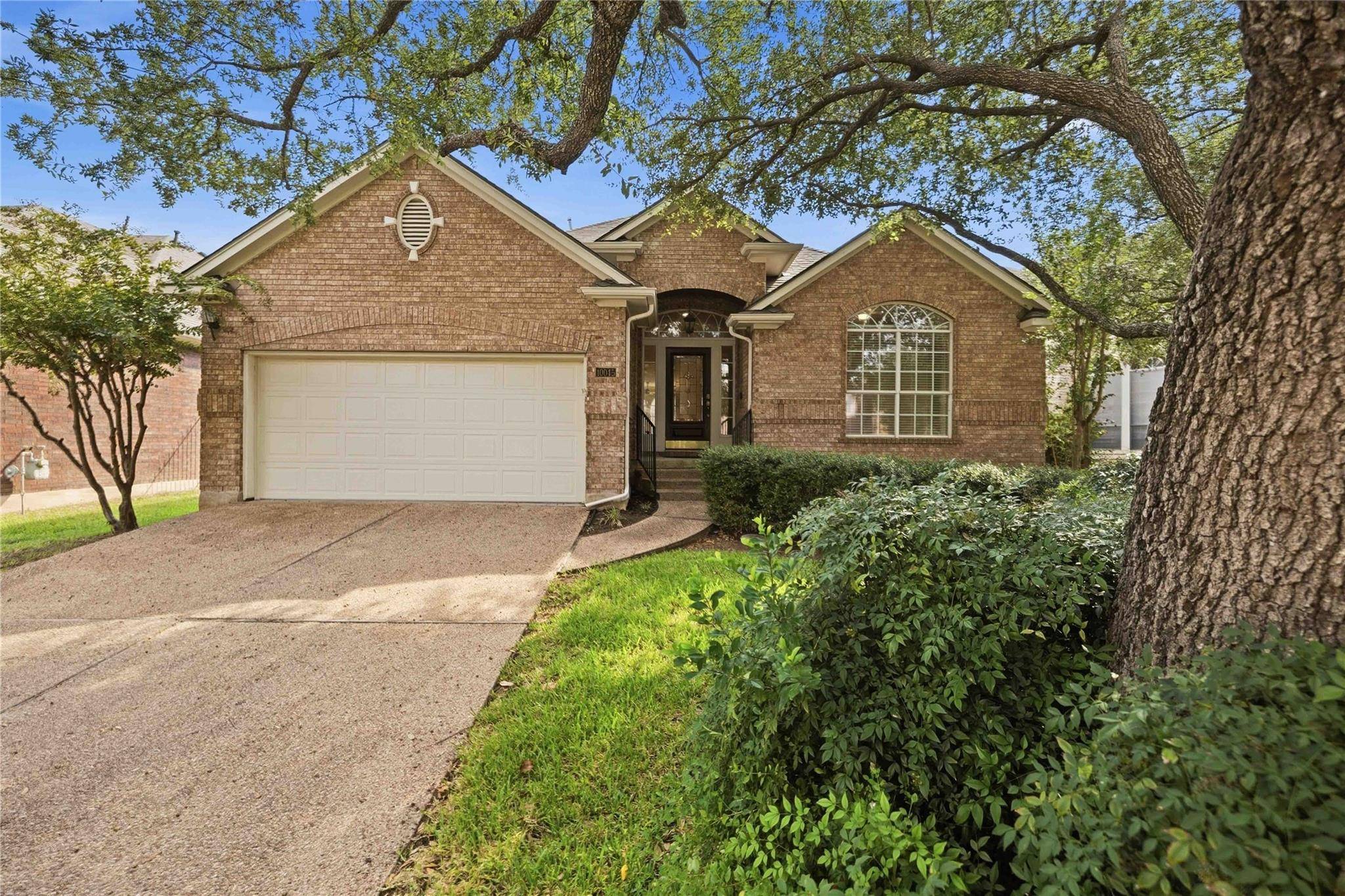 10045 Planters Woods DR, Austin, TX 78730