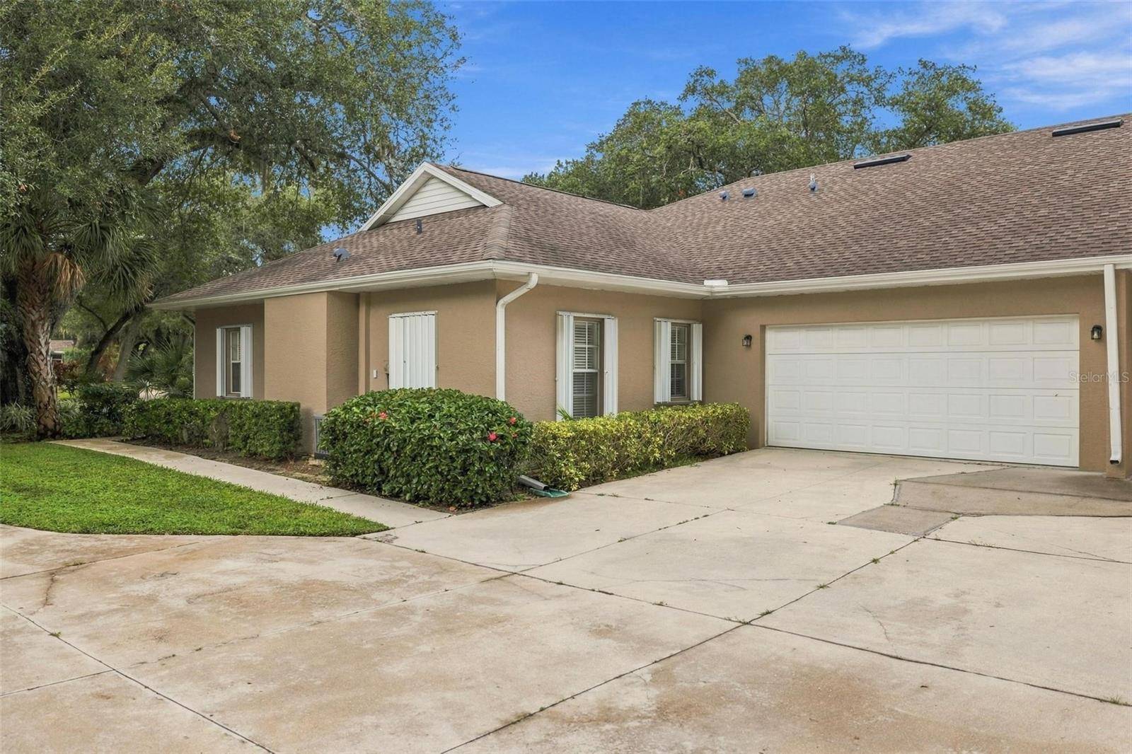 1425 WINDING OAK DR, Port Charlotte, FL 33948