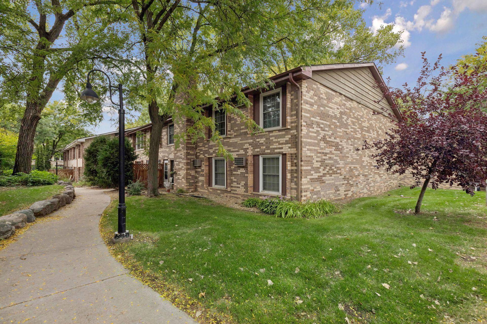 4636 Cedar Lake RD S #2, Saint Louis Park, MN 55416