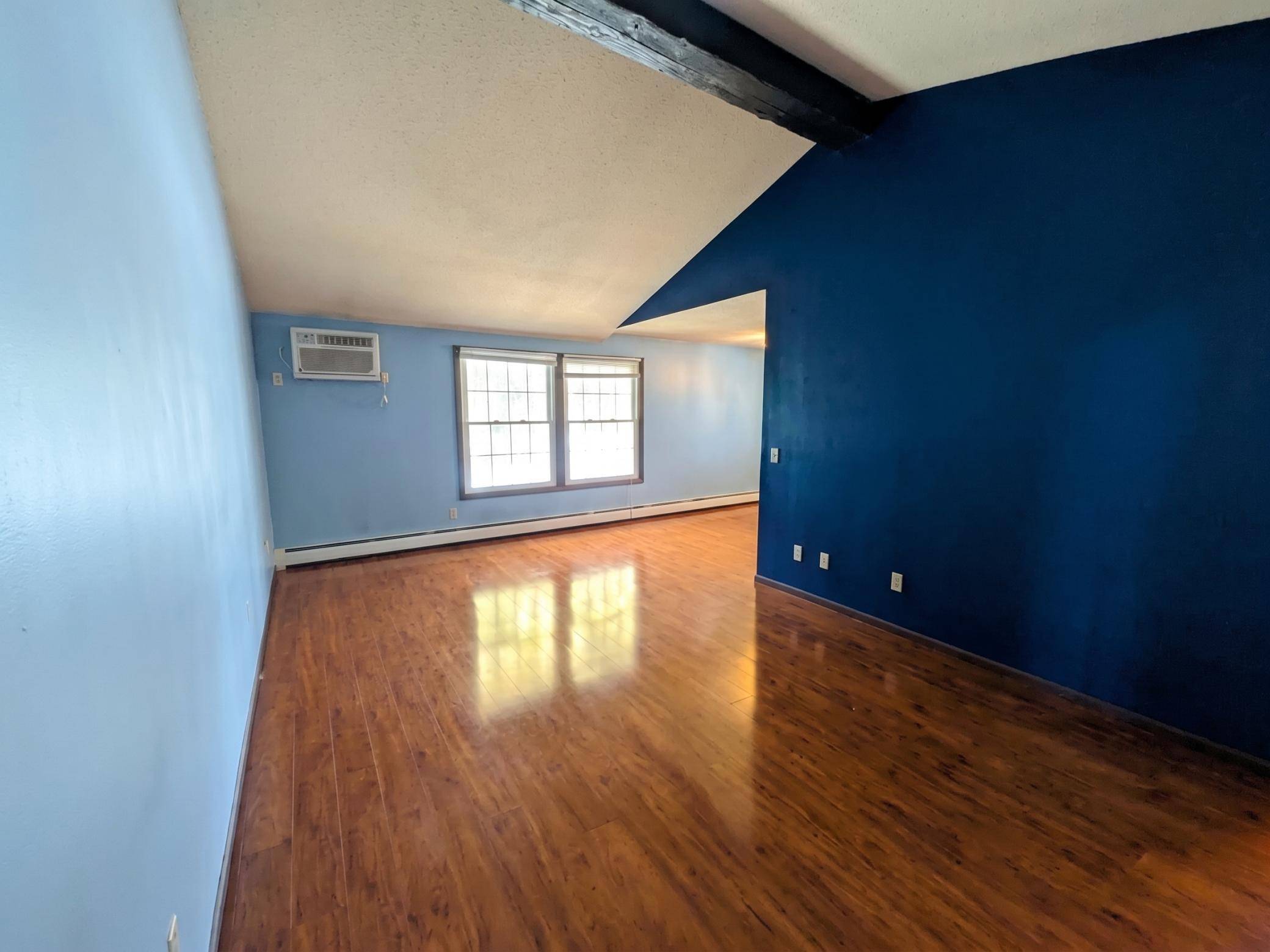 4436 Cedar Lake RD S #5, Saint Louis Park, MN 55416