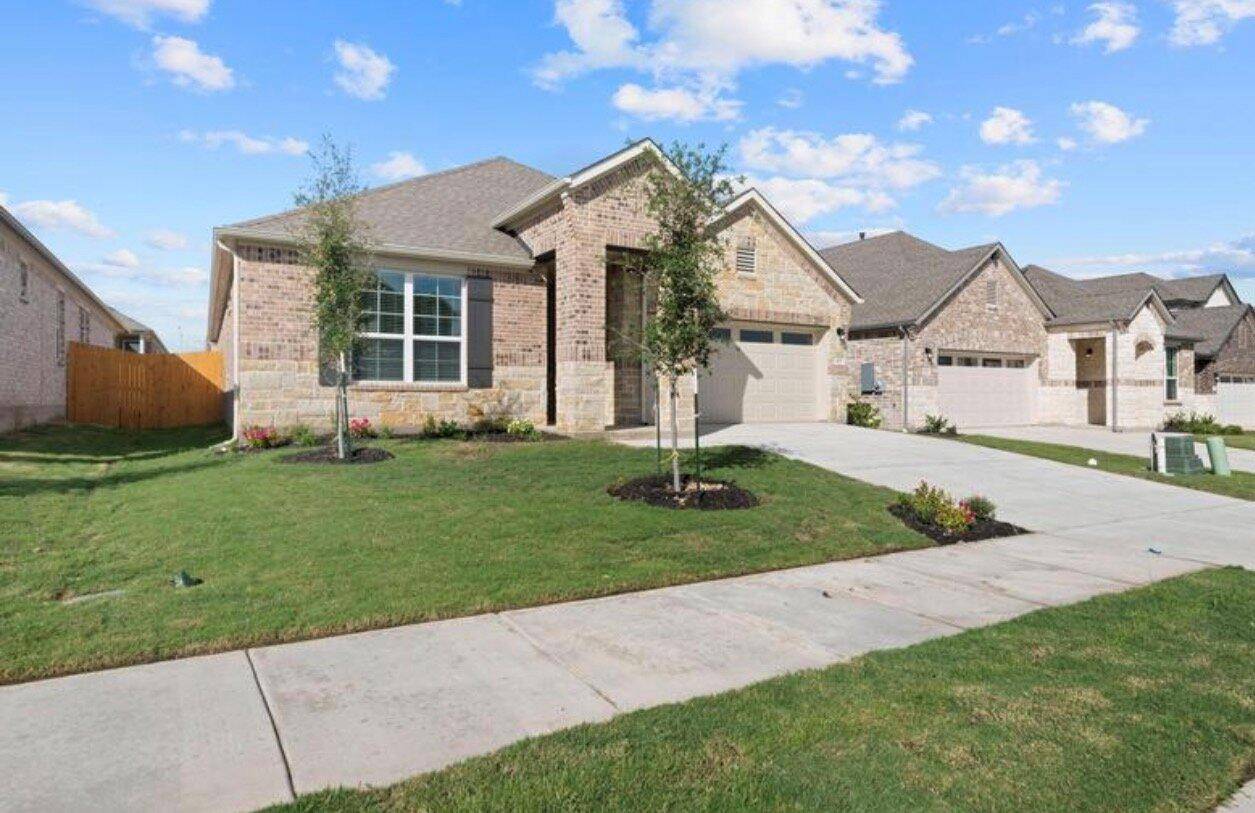 409 Deerpath ST, Leander, TX 78641
