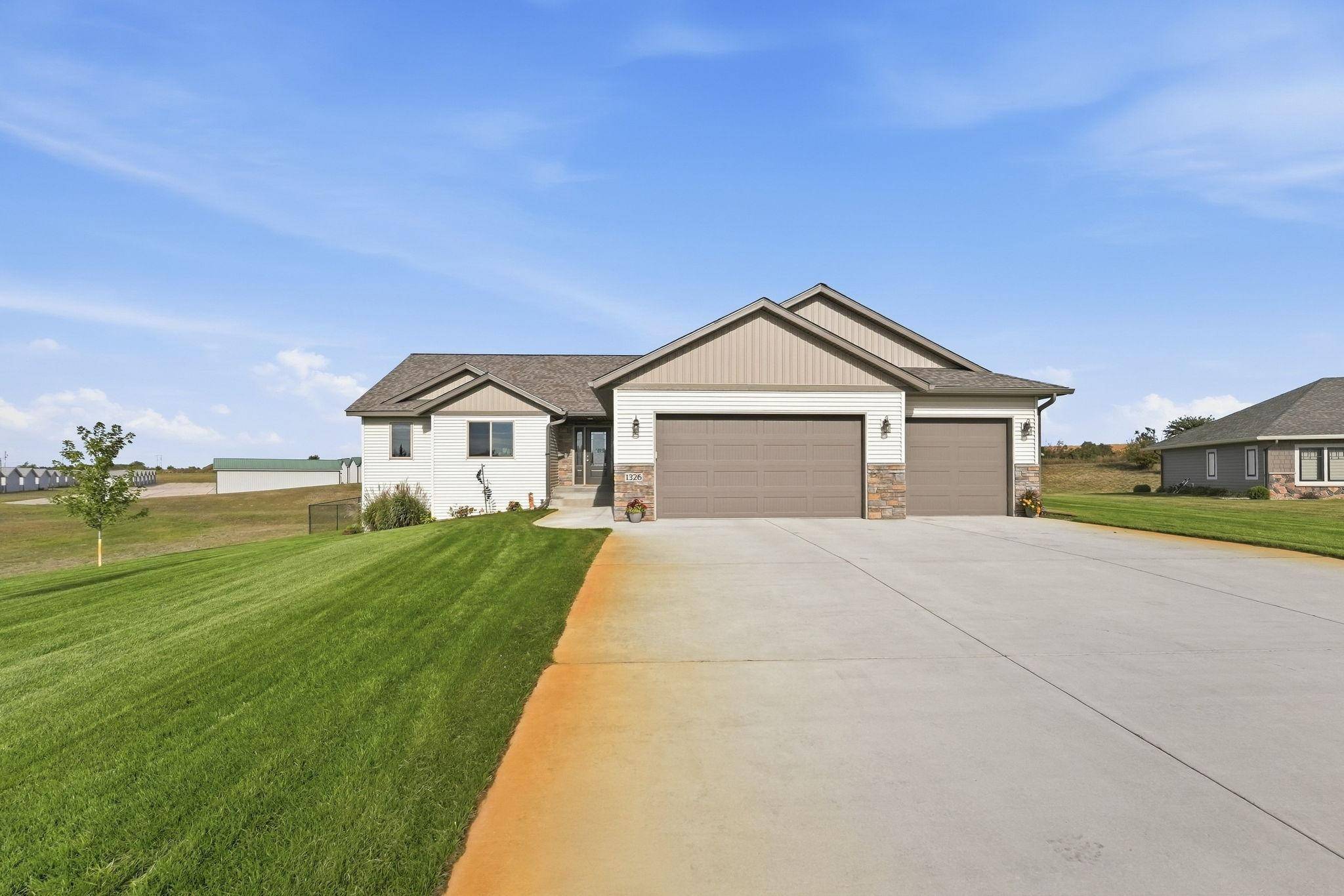 1326 Faith Hill DR SW, Alexandria, MN 56308