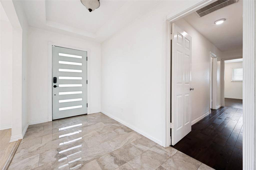 3206 Rotan Lane, Dallas, TX 75229