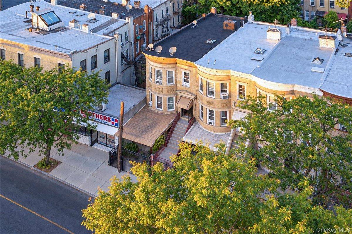 243 Crescent, Brooklyn, NY 11208