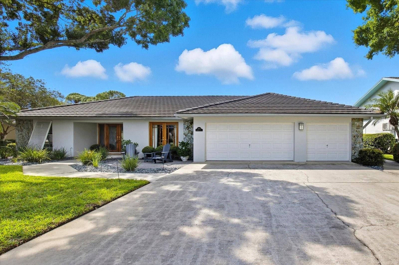 2900 SANDPIPER PL, Clearwater, FL 33762