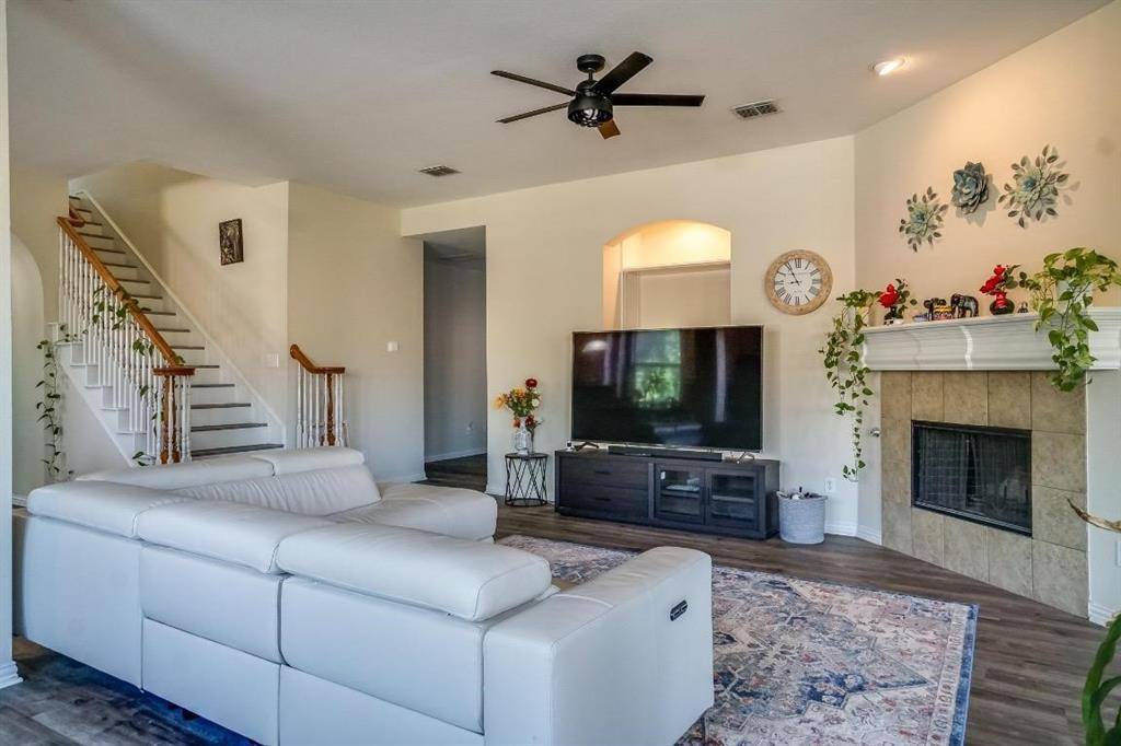 7721 Glenwood Springs Lane, Mckinney, TX 75070