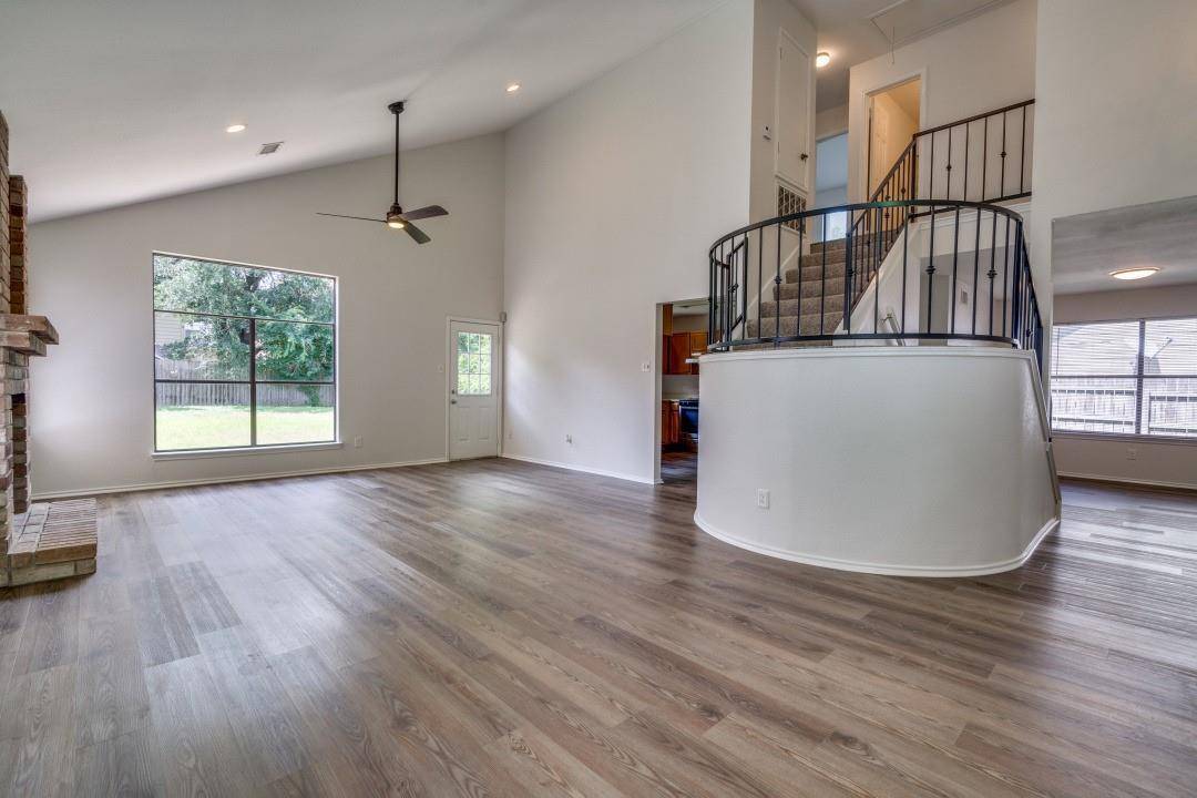 15902 De Peer Ave, Austin, TX 78717
