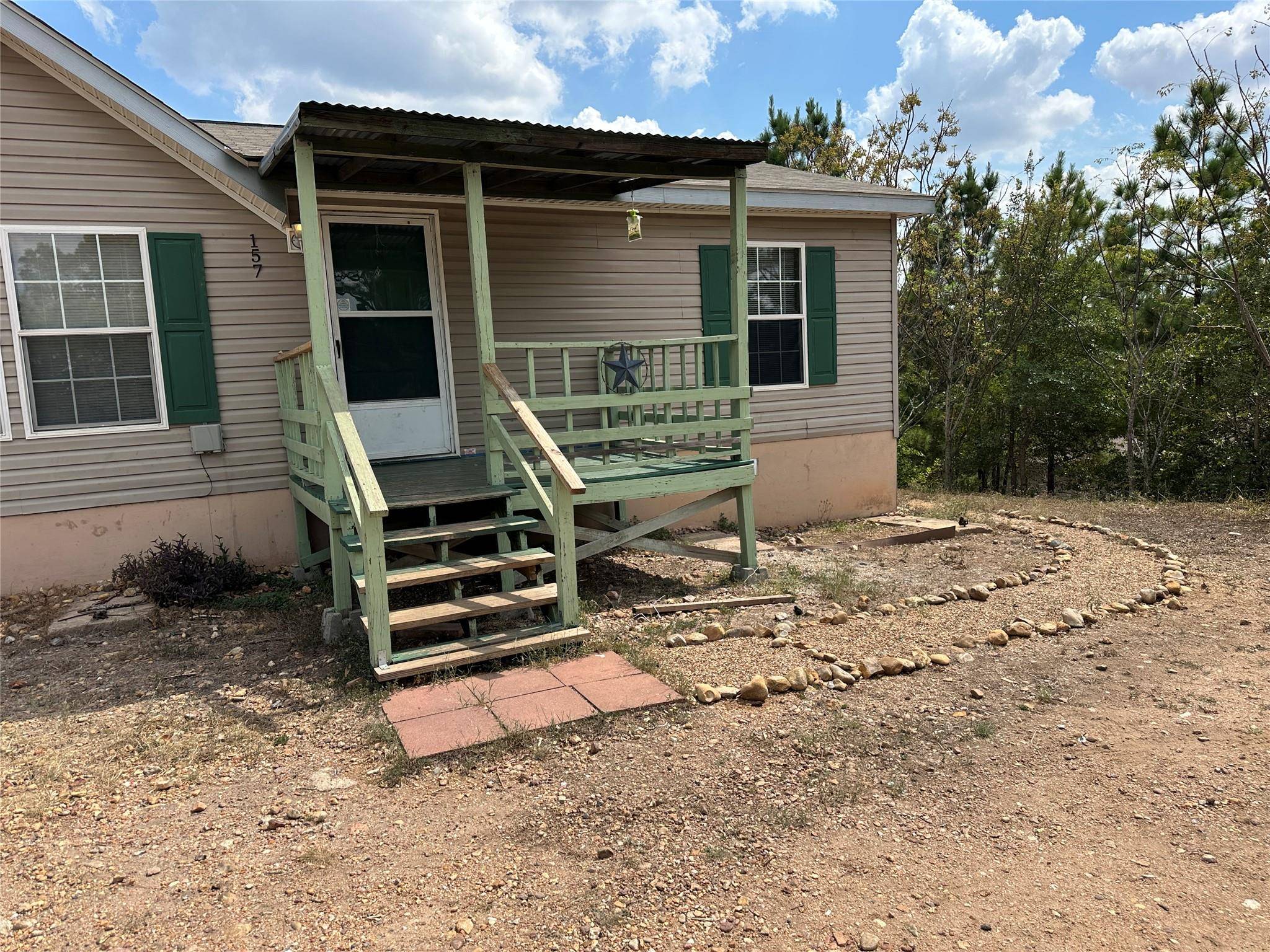 157 Lakeside DR, Bastrop, TX 78602