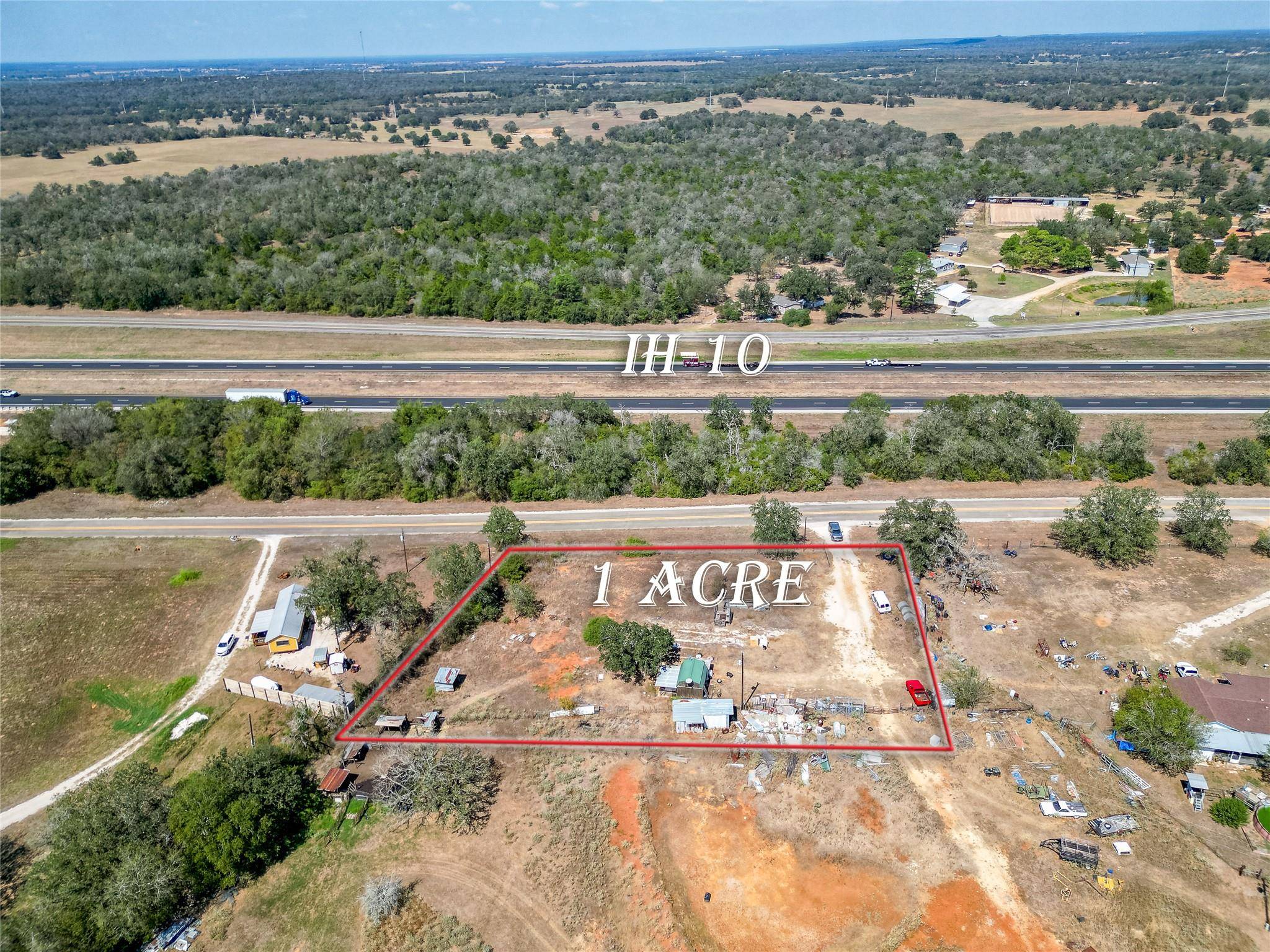 21894 E Interstate 10 RD, Luling, TX 78648