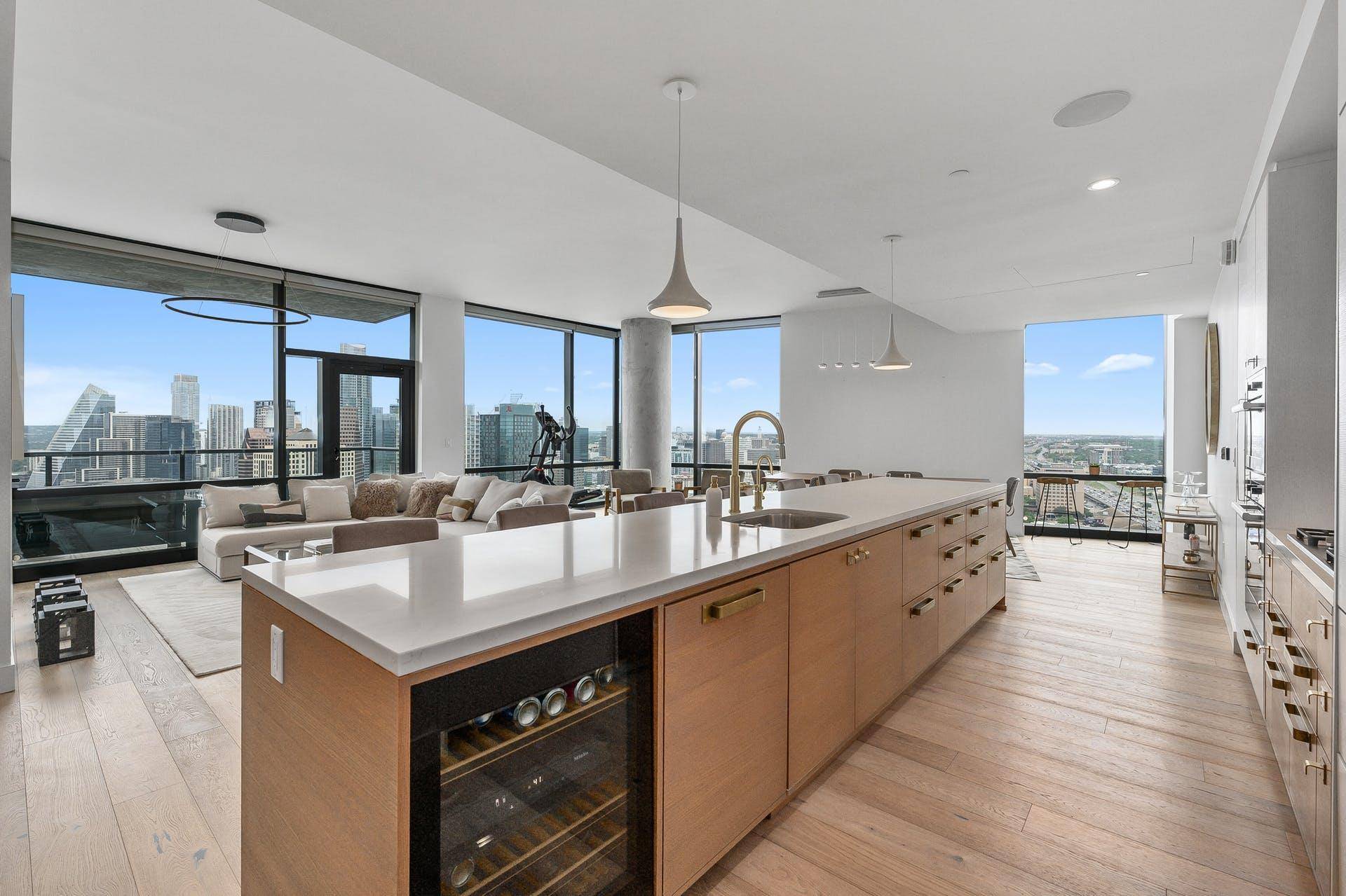 70 Rainey ST #2806, Austin, TX 78701