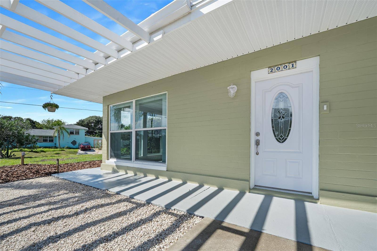 2001 N OLEANDER AVE, Daytona Beach, FL 32118