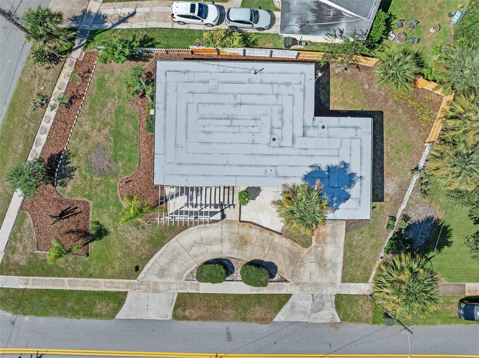 2001 N OLEANDER AVE, Daytona Beach, FL 32118
