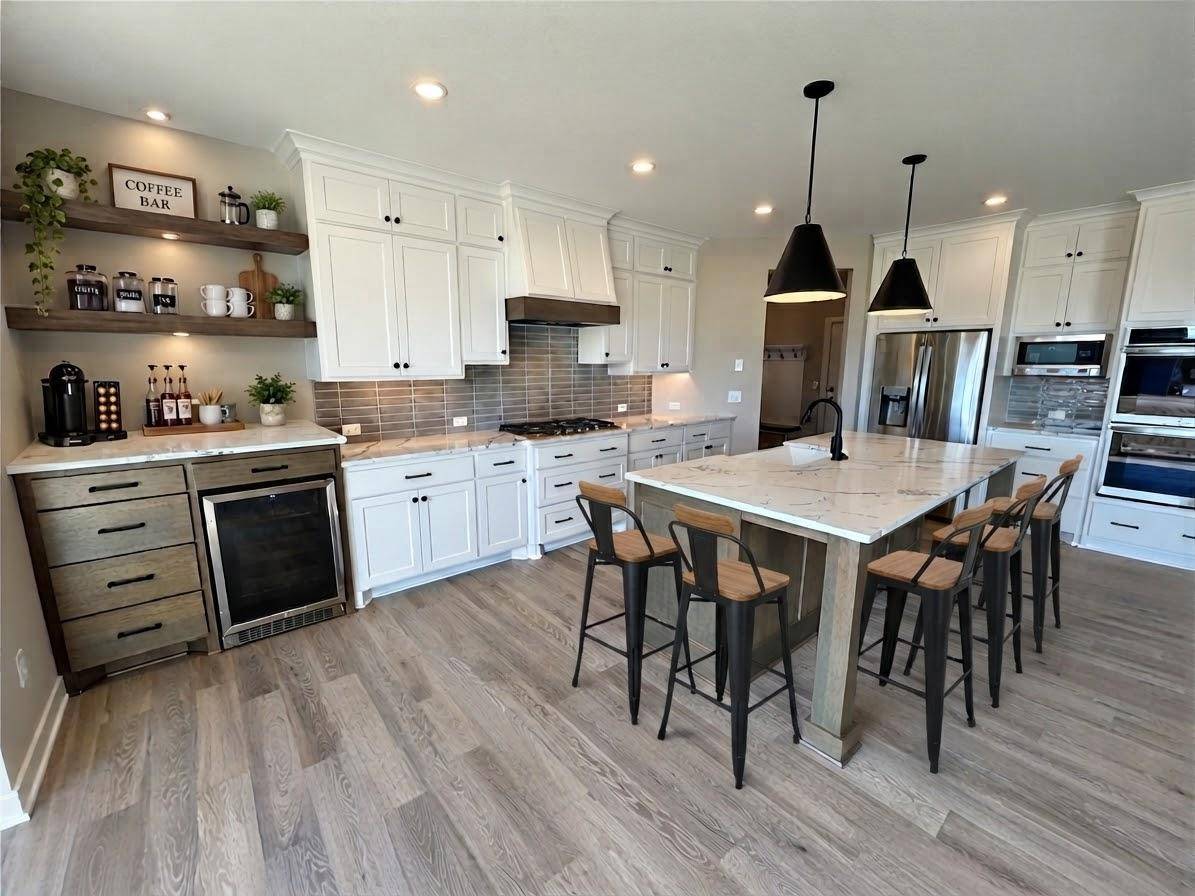 4097 Arbor Drive, Woodbury, MN 55129