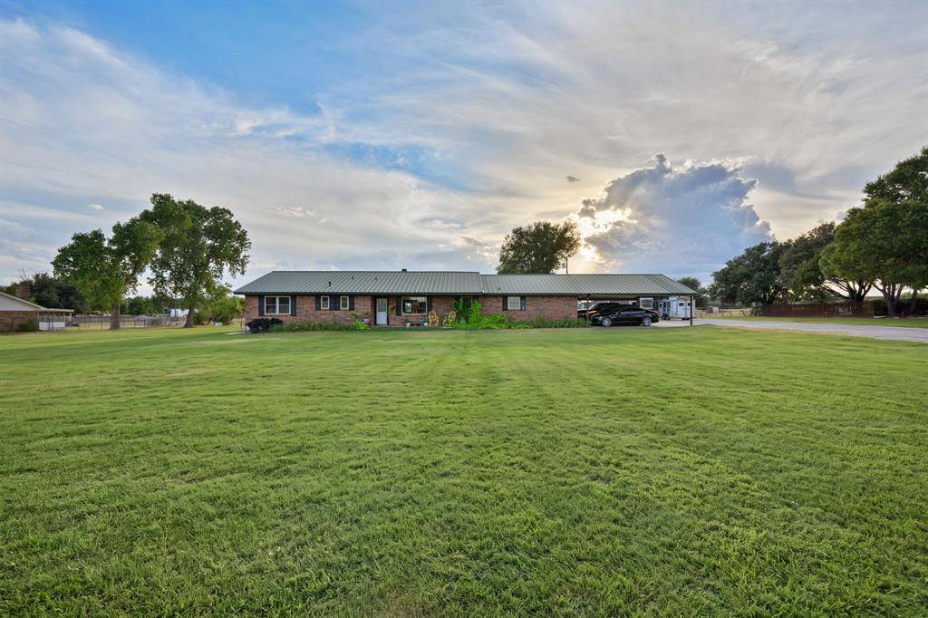1270 County Road 437, Stephenville, TX 76401